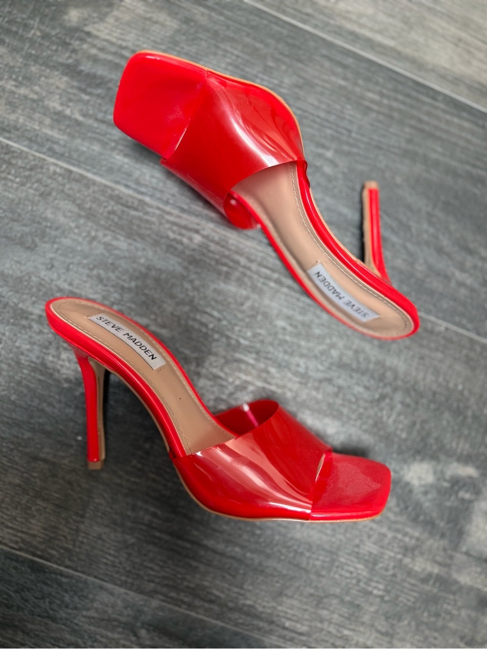 Steve Madden Red Patent Slide Heel Mules - Picture 4 of 7